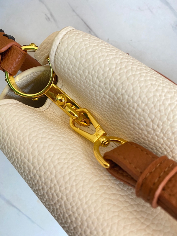 ルイヴィトンバッグ角部分ディテール